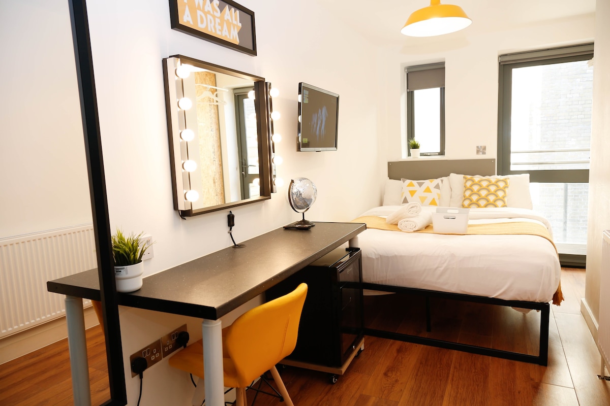 MAY-JUNE DEAL 45: Double Room in Central London