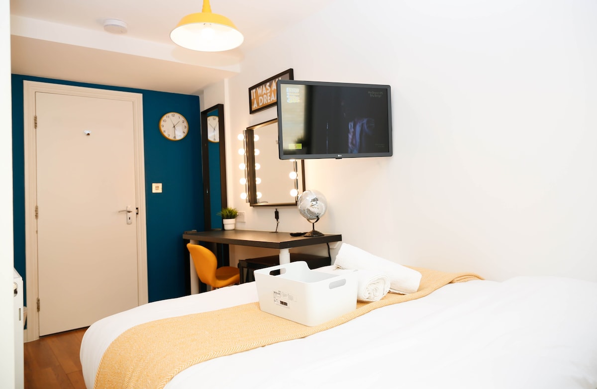 MAY-JUNE DEAL 45: Double Room in Central London