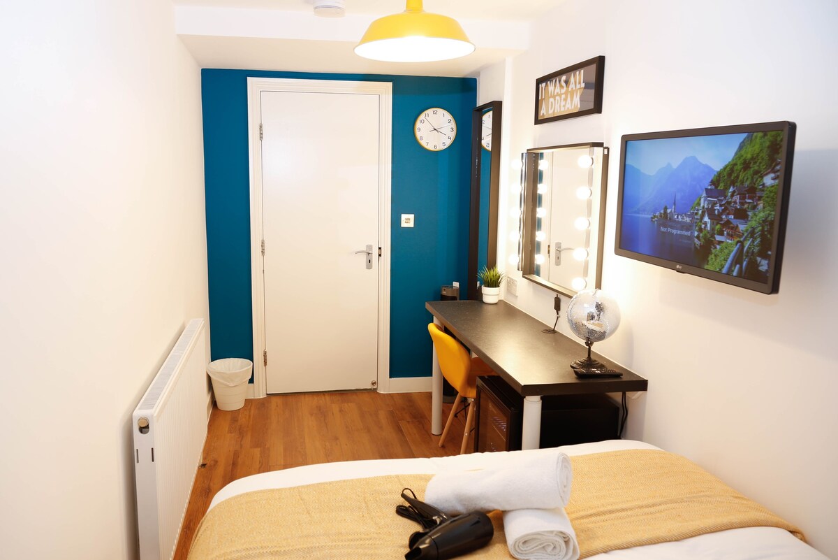 MAY-JUNE DEAL 45: Double Room in Central London