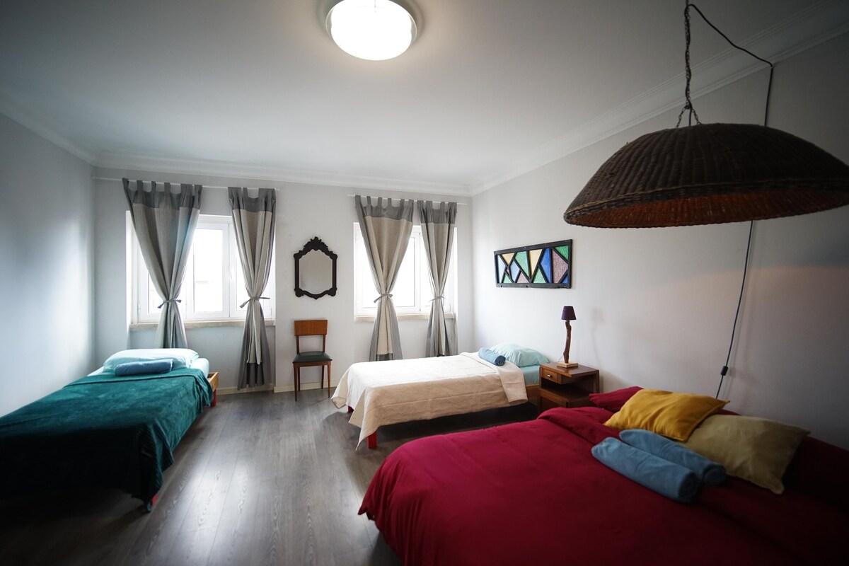 Tejo family room,  A6 - close to Lisbon Airport