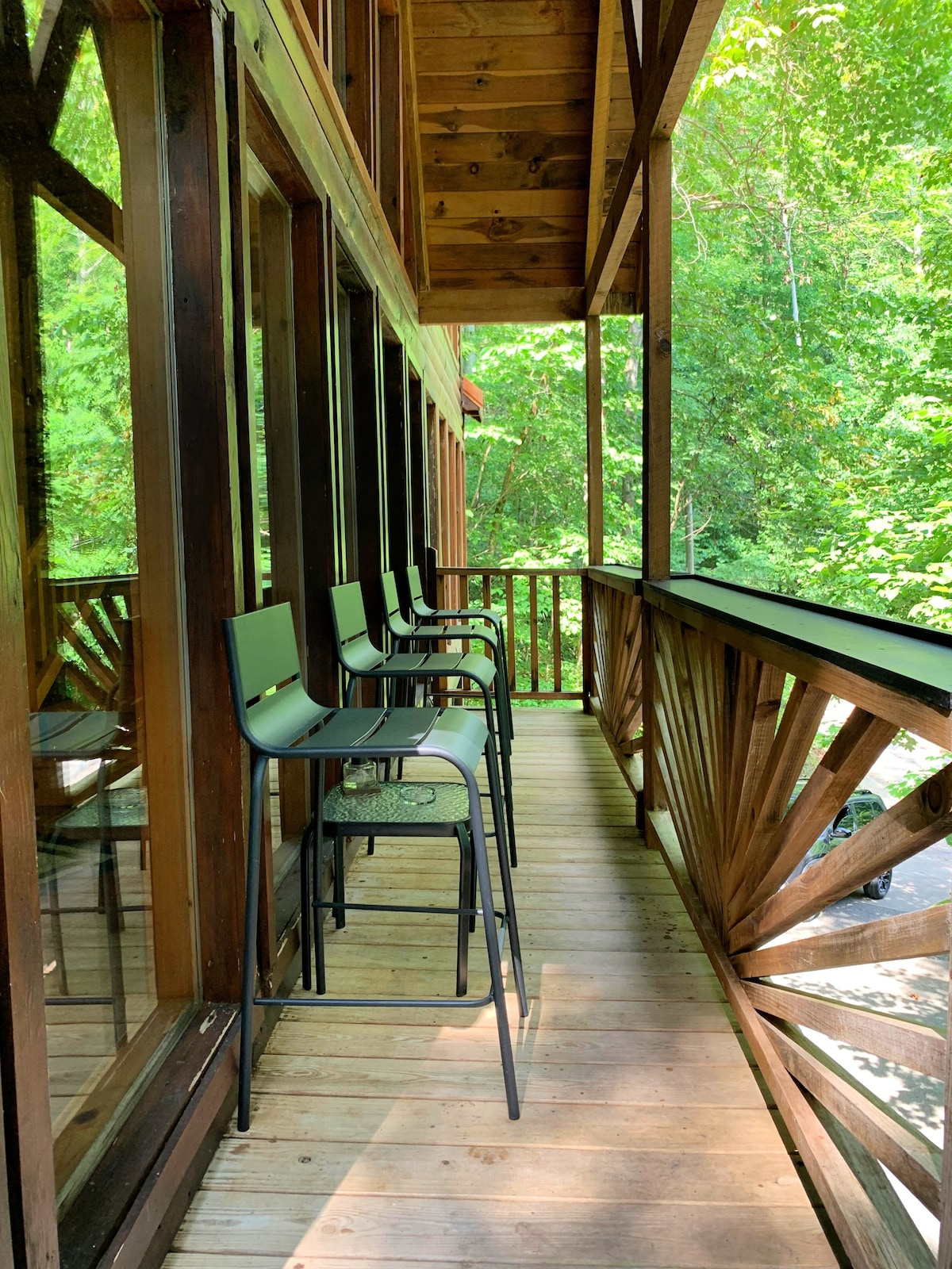 Mountain Retreat Cabin + RRG Adventure Discounts