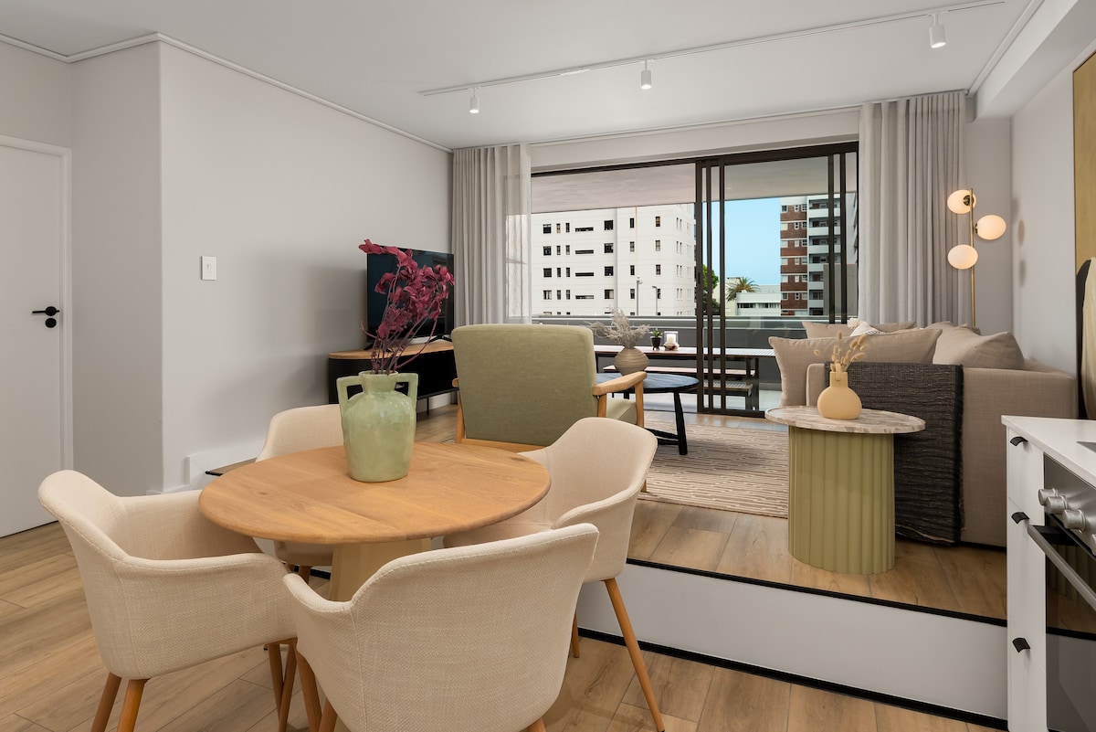 Designer Apartment in New Development in Sea Point