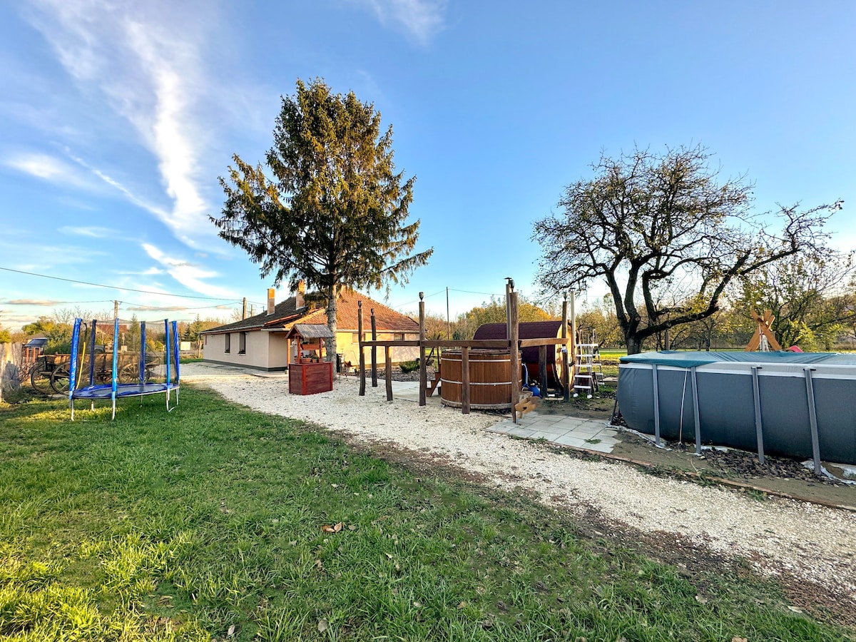 Panka Cottage Temple-zug