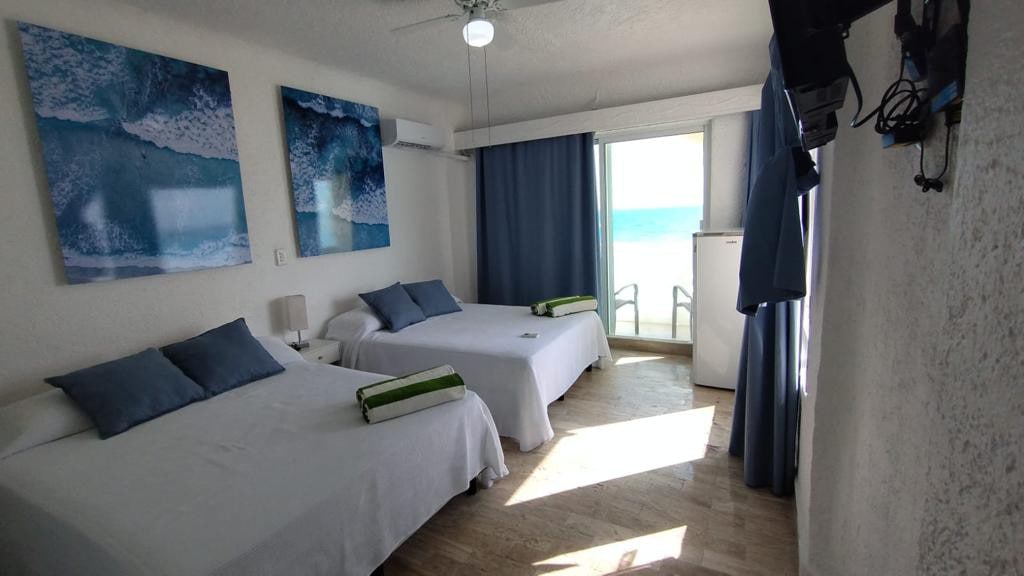 Room on the Ocean 1205