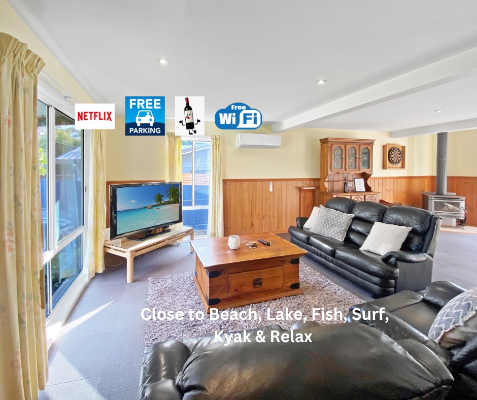 Reel & Relax: 3BR Beach House Fish,Swim,Surf