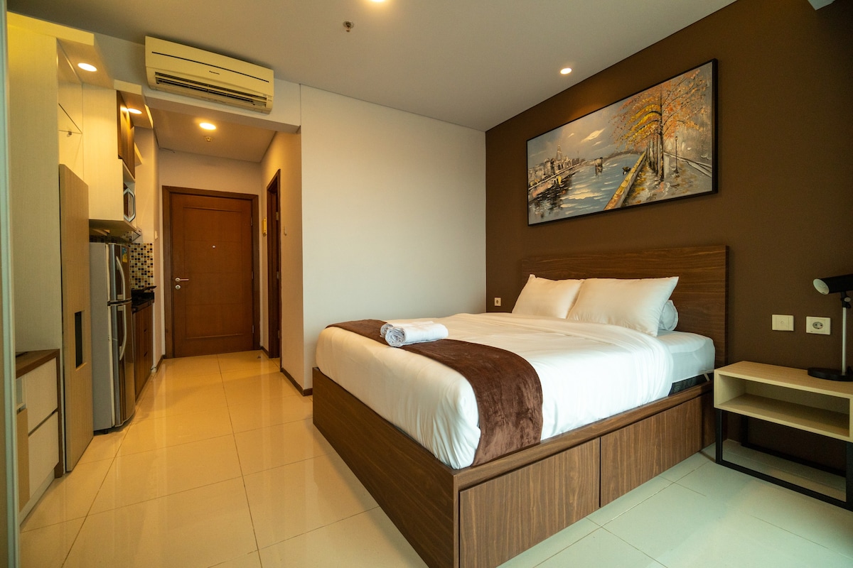 Luxury & comfy studio Near GI Mall | Thamrin, SCBD