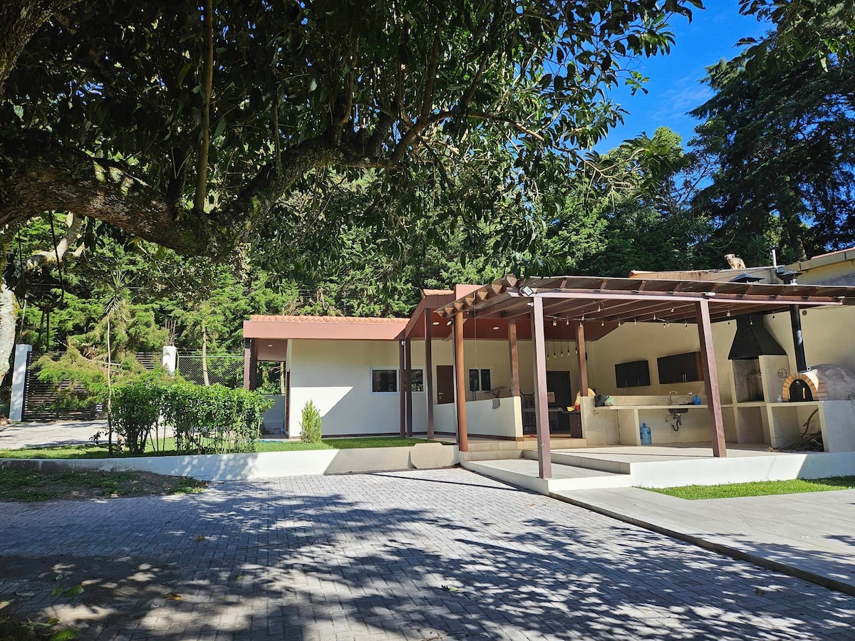 Casa en volcán de San Salvador.