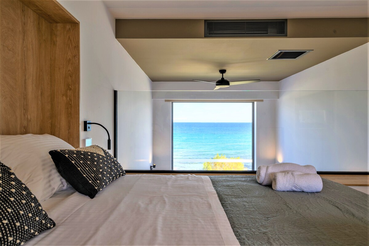 Cubes on the Beach - Duplex no.6 (full sea view)