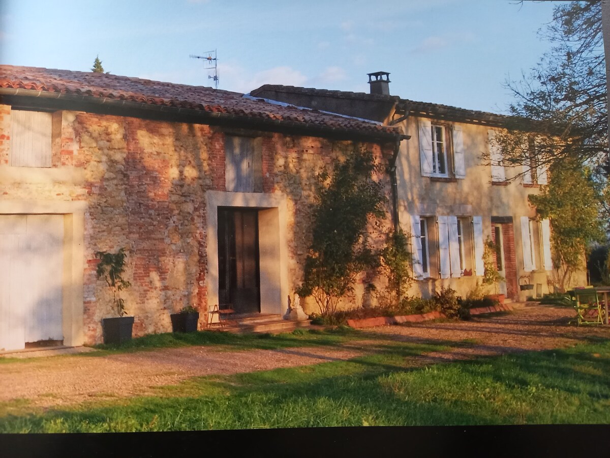 Evasion dans le Lauragais, ferme, 12 pers, piscine