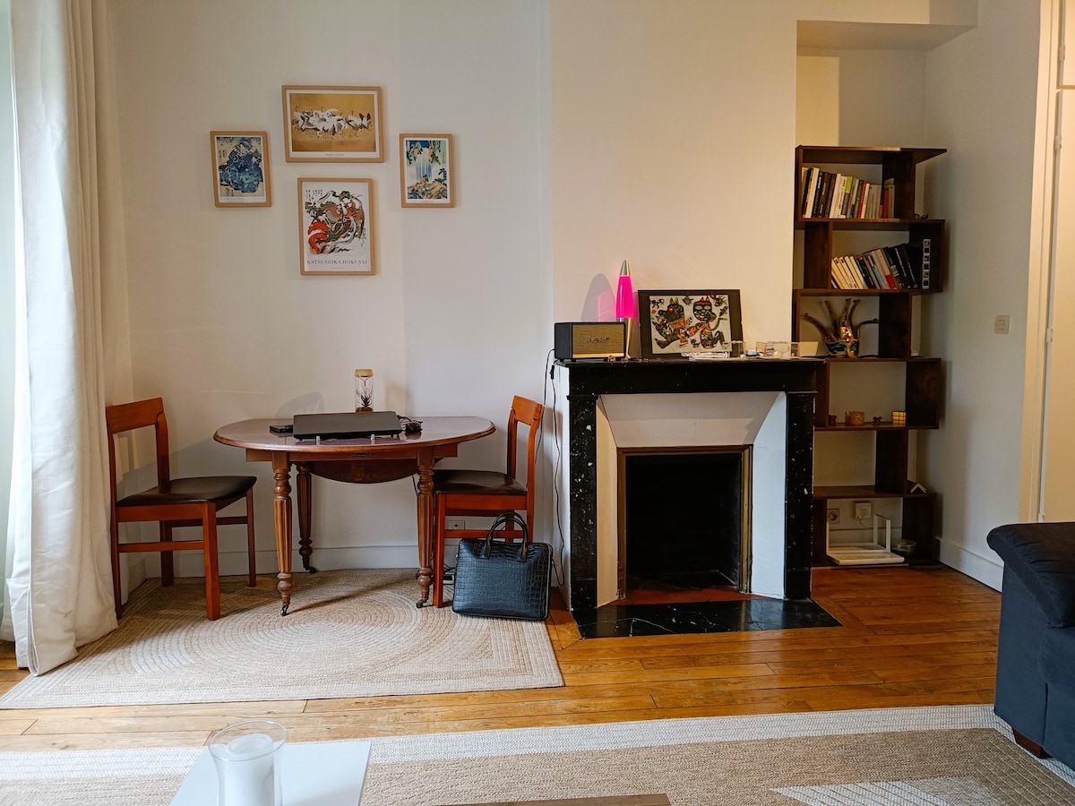 迷人的家具单间公寓，面积26平方米，巴黎14E
