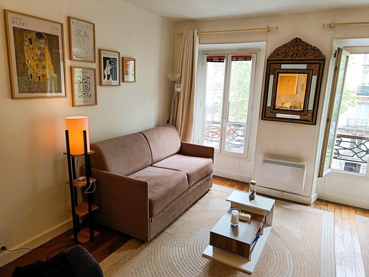 迷人的家具单间公寓，面积26平方米，巴黎14E