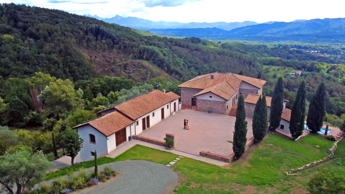 La Fola-The Exclusive Retreat in Untouched Tuscany