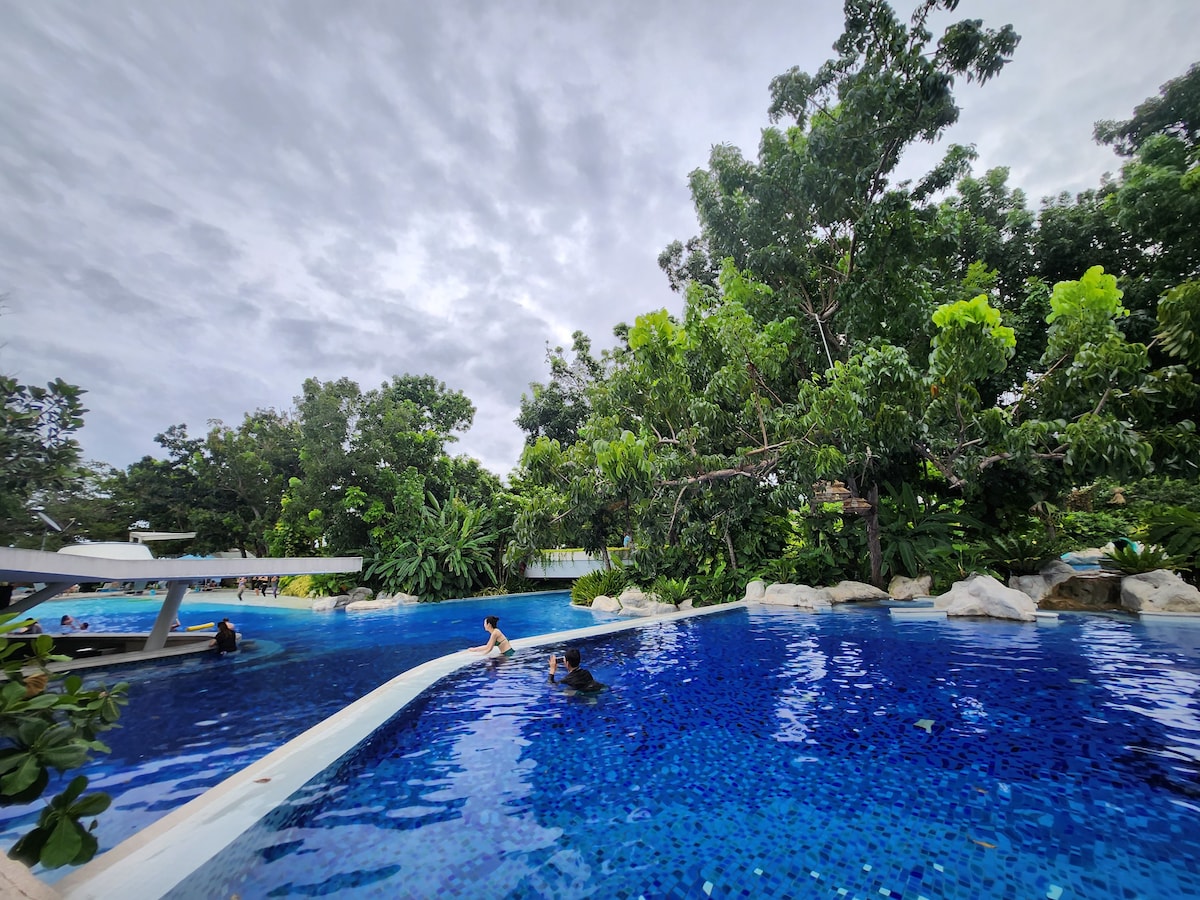 Luxury Studio in Tambuli Seaside Resort