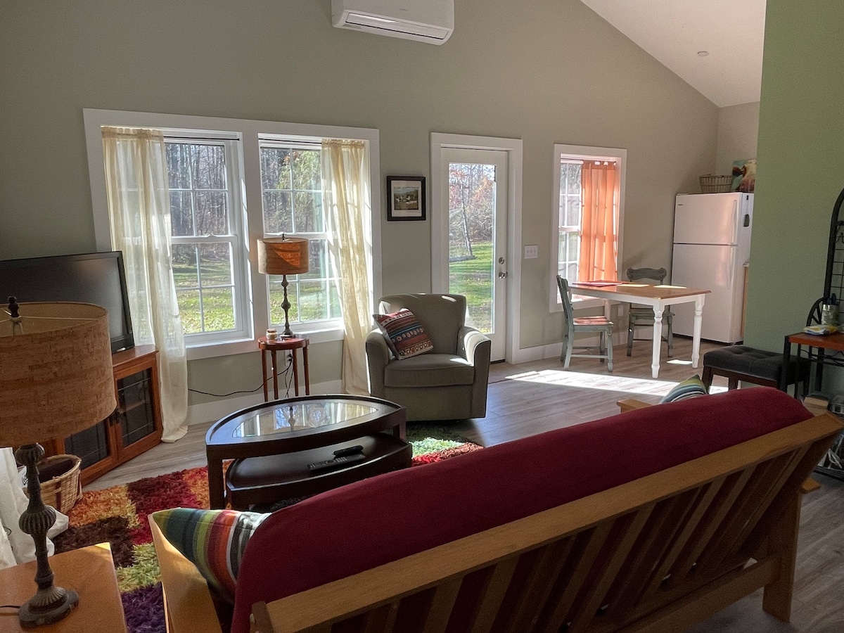 NEW 2 Bedroom Guest House in New Paltz