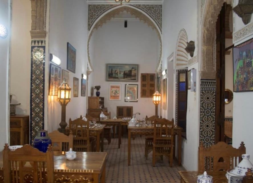 Riad Marco proche de la Marina