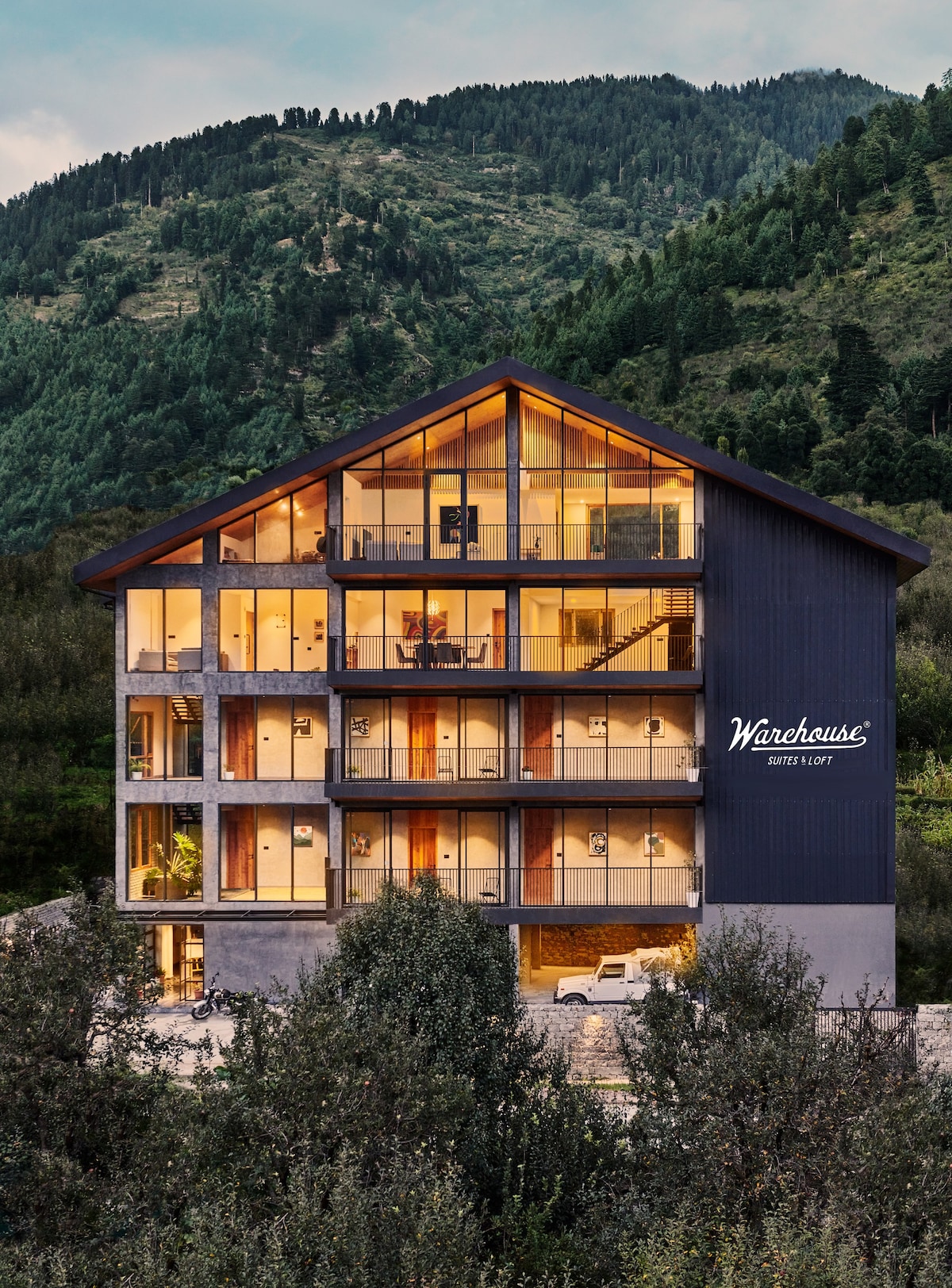 Elegant 7 Bedroom Villa with Stunning Views