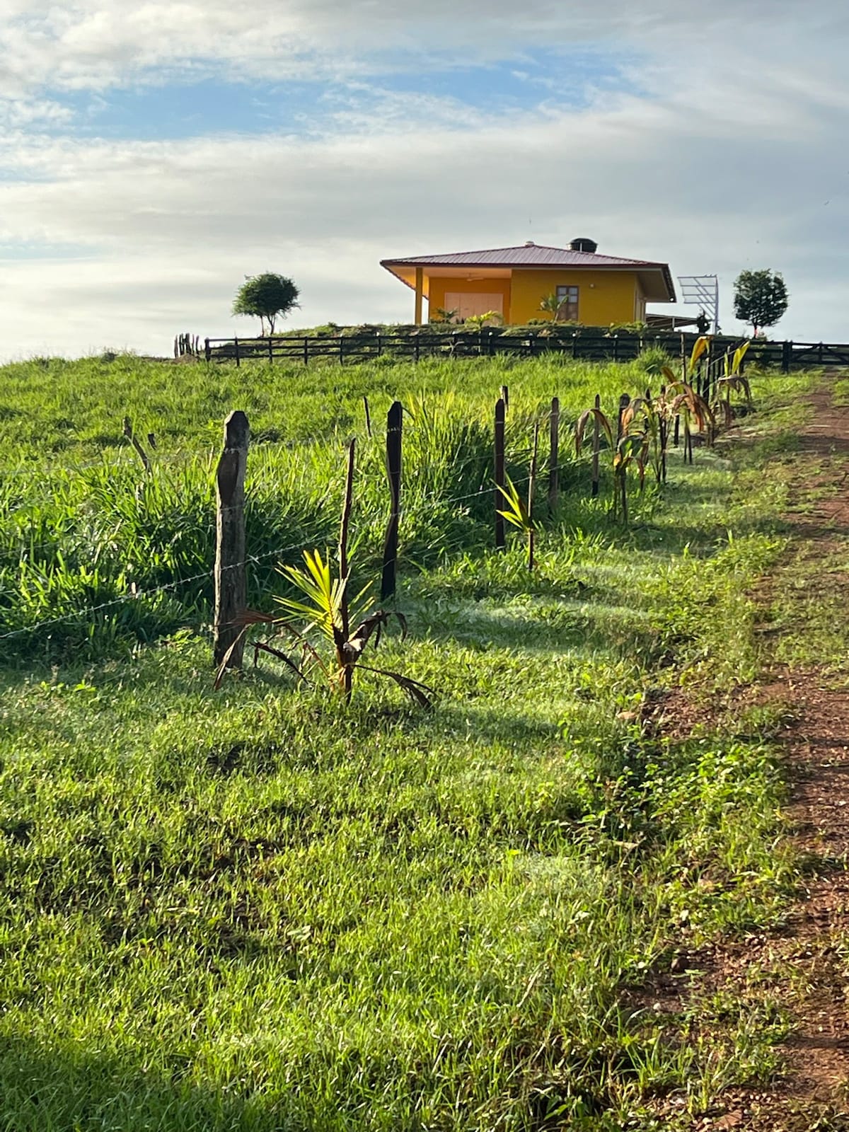 Miraflores - farm house with panoramic view.