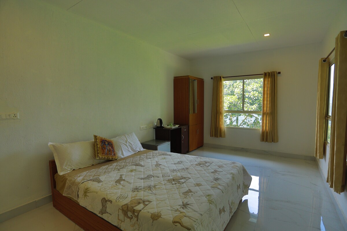 2   Bedrooms in Koinad Hills
