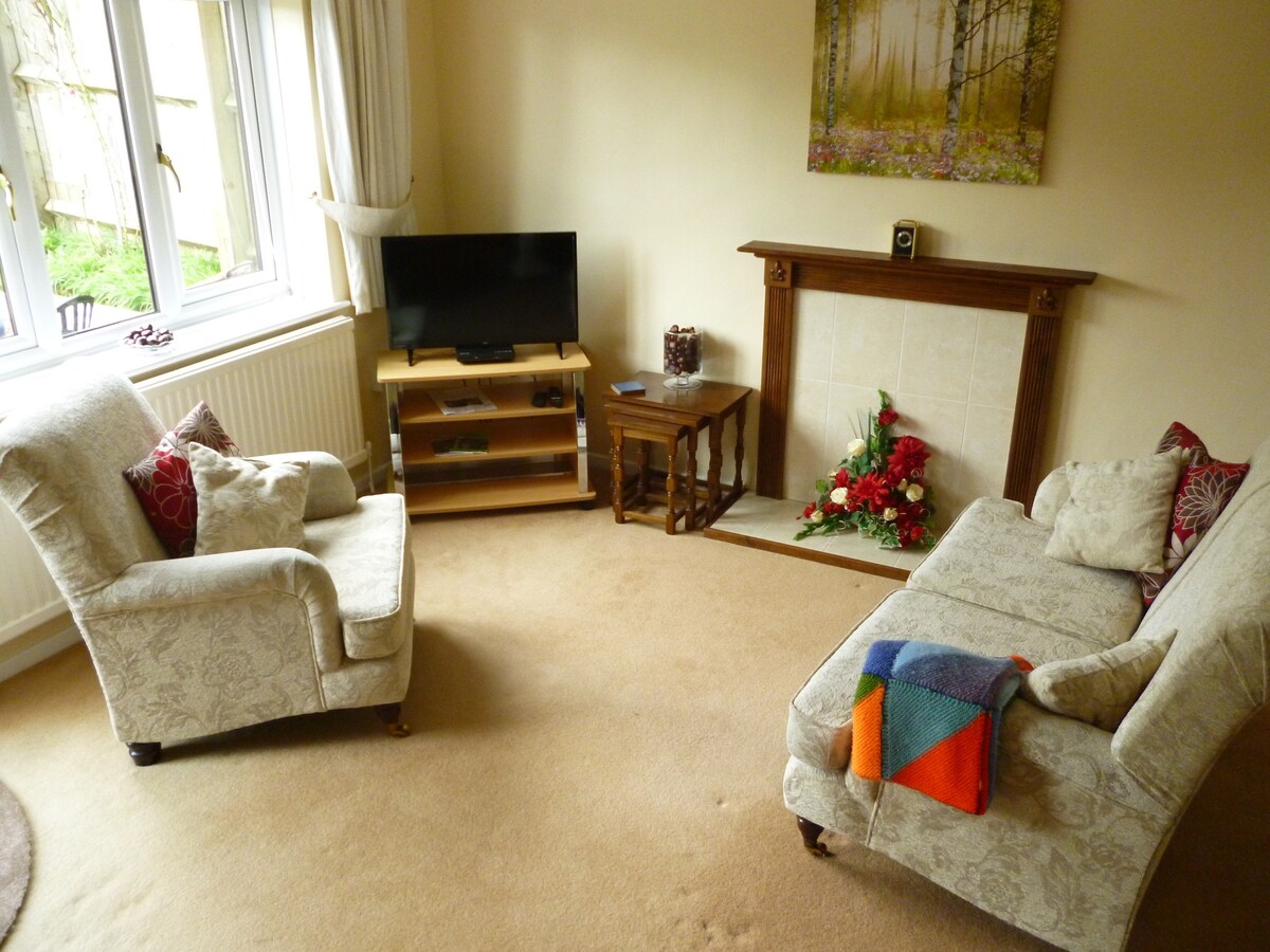 Cirencester - A large flat with a beautiful garden