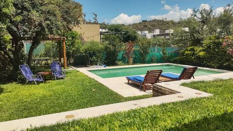 Casa con pileta en las sierras
