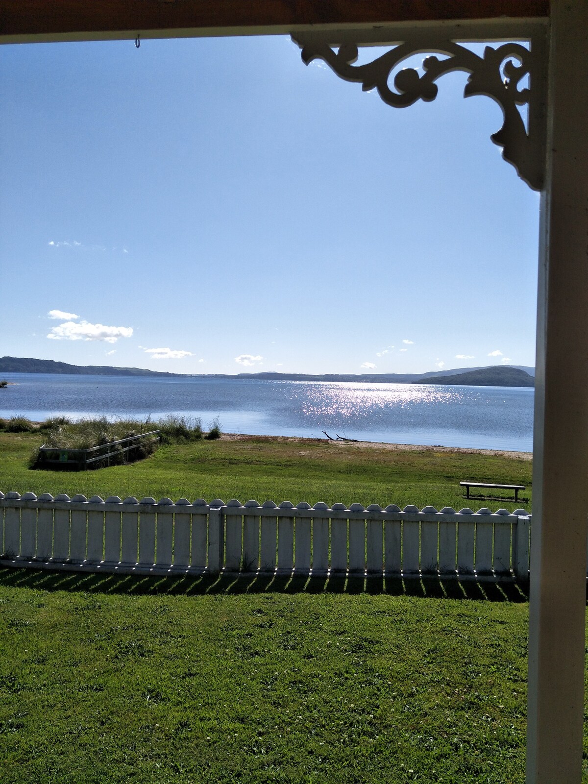 Waterfront Lake House, Kayaks & Wifi