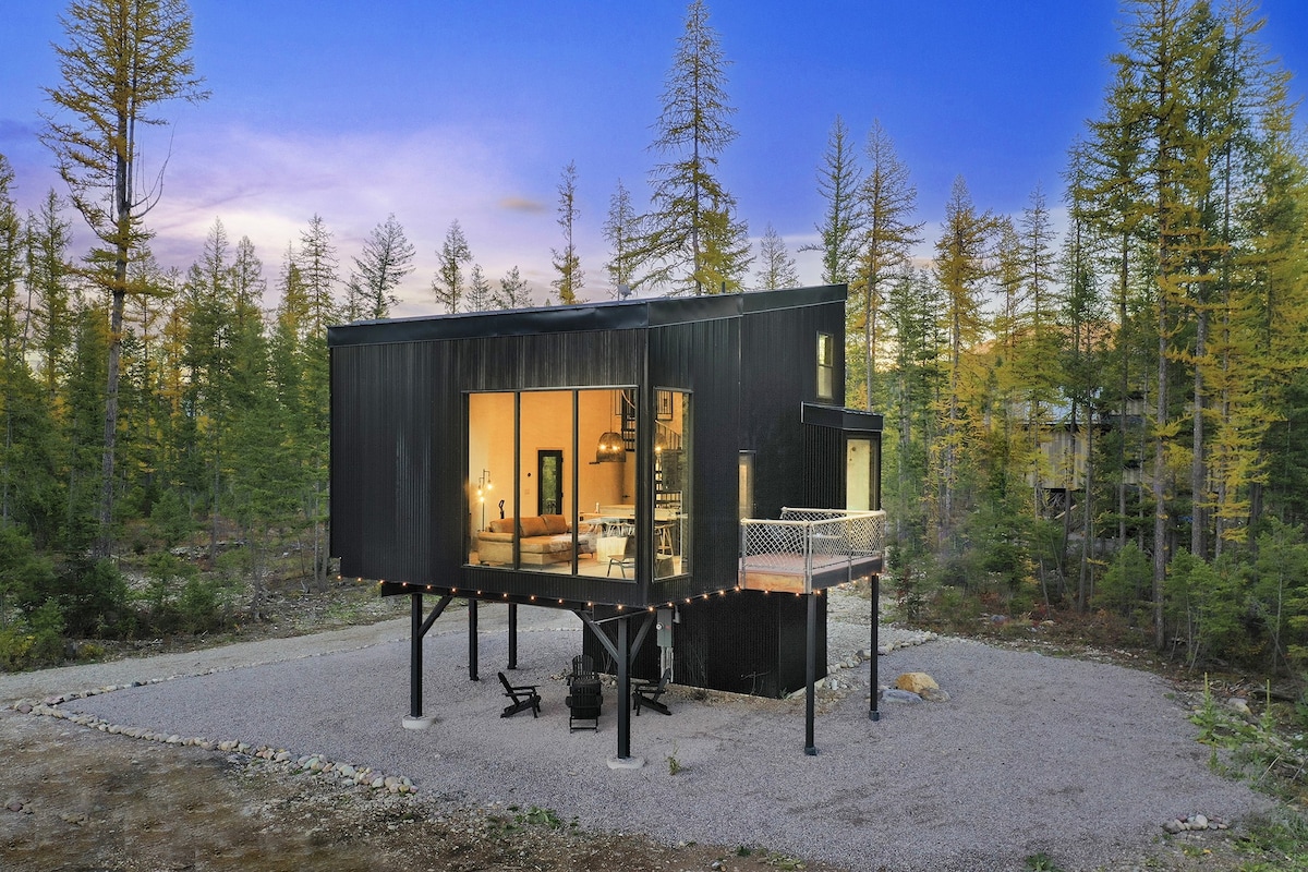 Treehouse Retreat (4 Units)