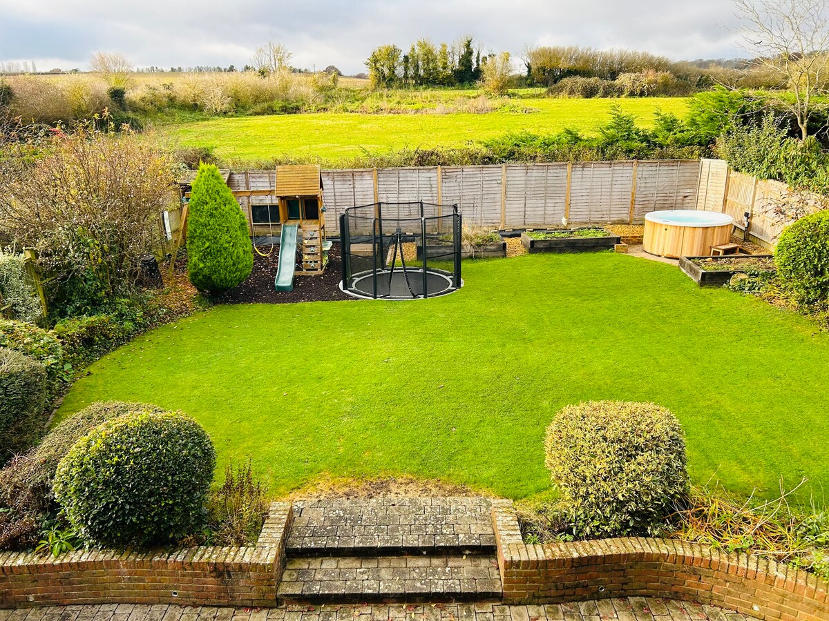 Stunning Family Home in West Berkshire