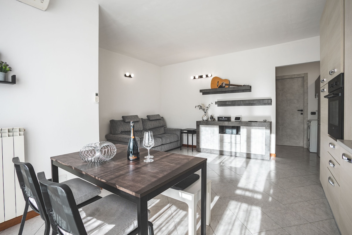 "La Corte" Apartment [Monza - Milano]+ free Wi-Fi