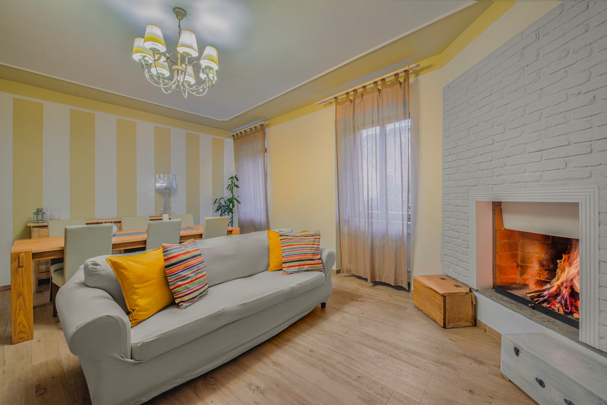 [orvieto] cosy apartment + fireplace