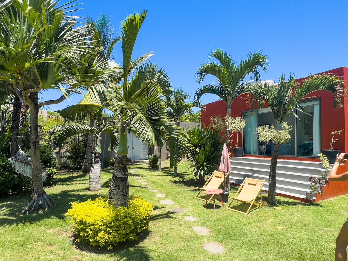 Studio in Tropical Garden with Infinity Pool