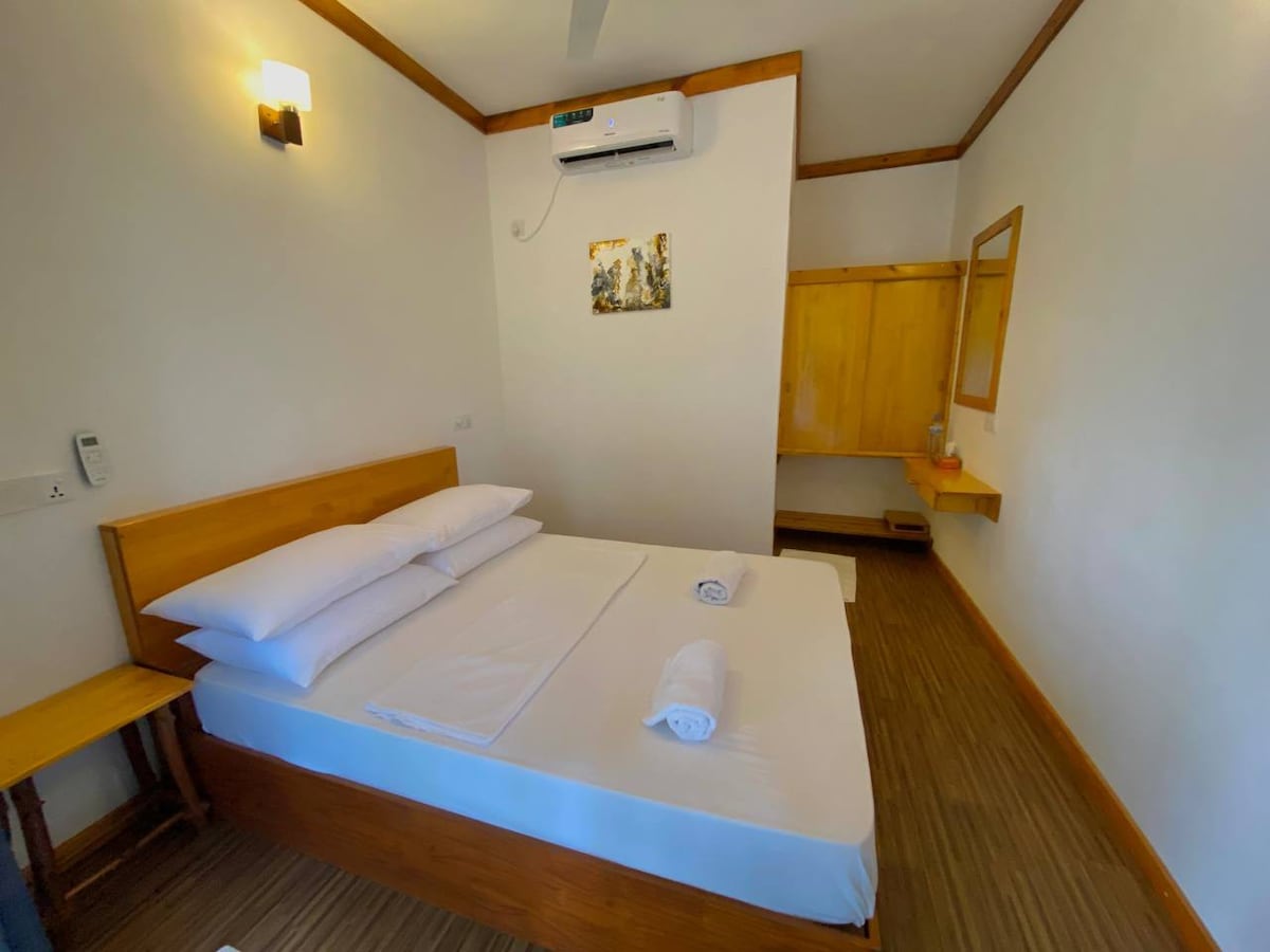 2x Lovely Rooms - 40 Mins Speedboat from Male