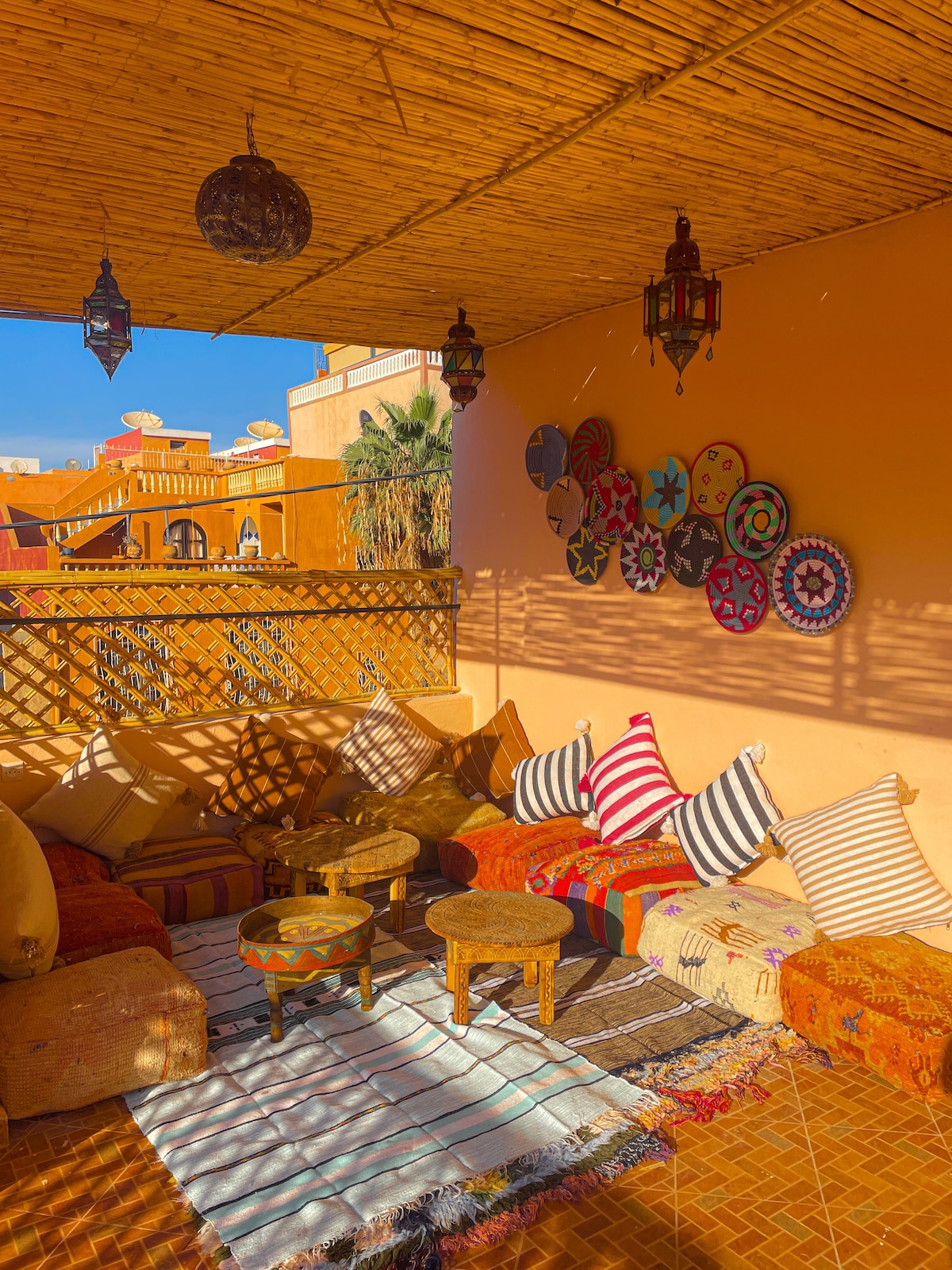 Moroccan Charm: Cozy Apartment with PrivateTerrace