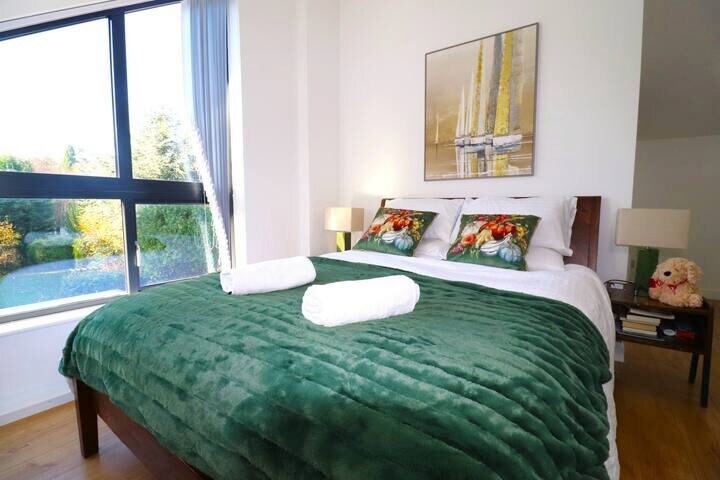 Hutchcomb Villa, 4 Bed Luxury House,Oxford+Parking
