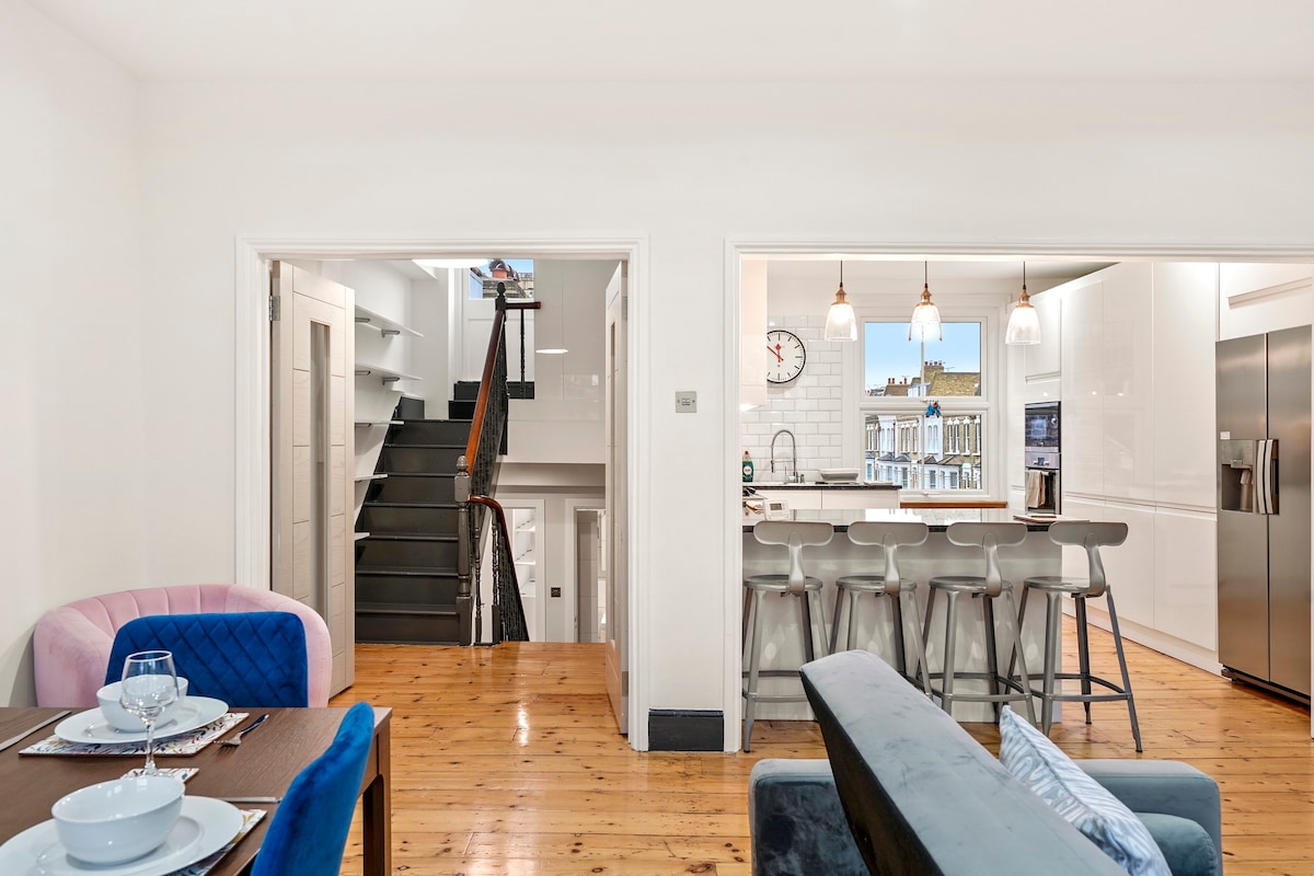 3 BR w/ensuite & Private Roof Terrace in Fulham