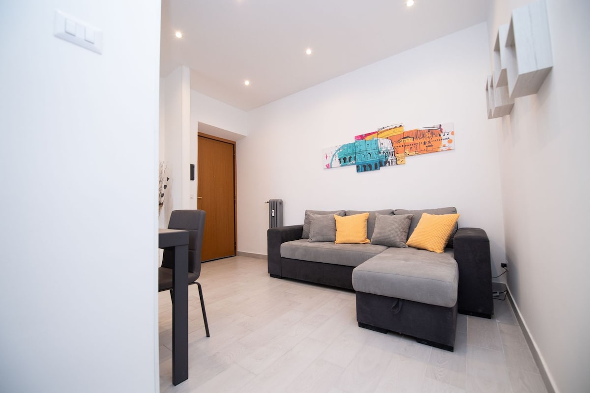 The Corner Apartment Roma Metro A