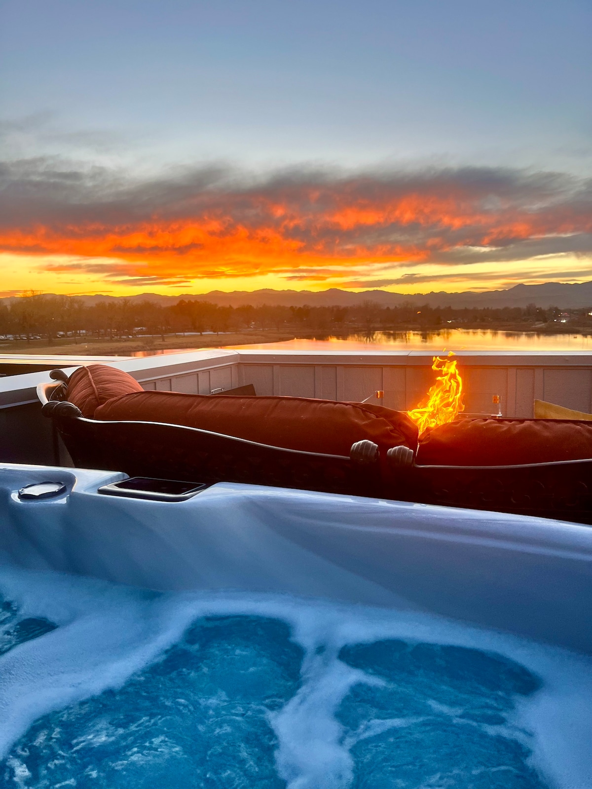 丹佛湖别墅|屋顶热水浴缸|养生室