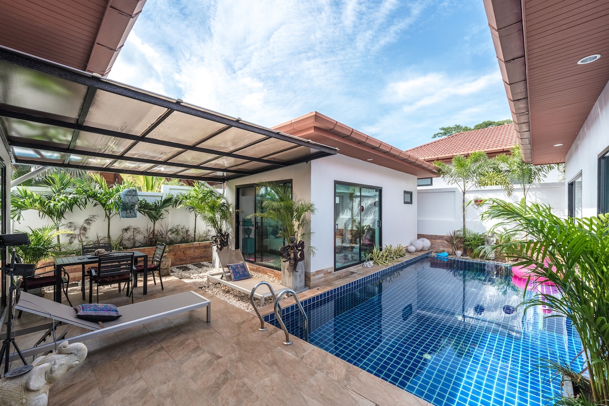 Elegant Art Decor 3BR Pool Villa