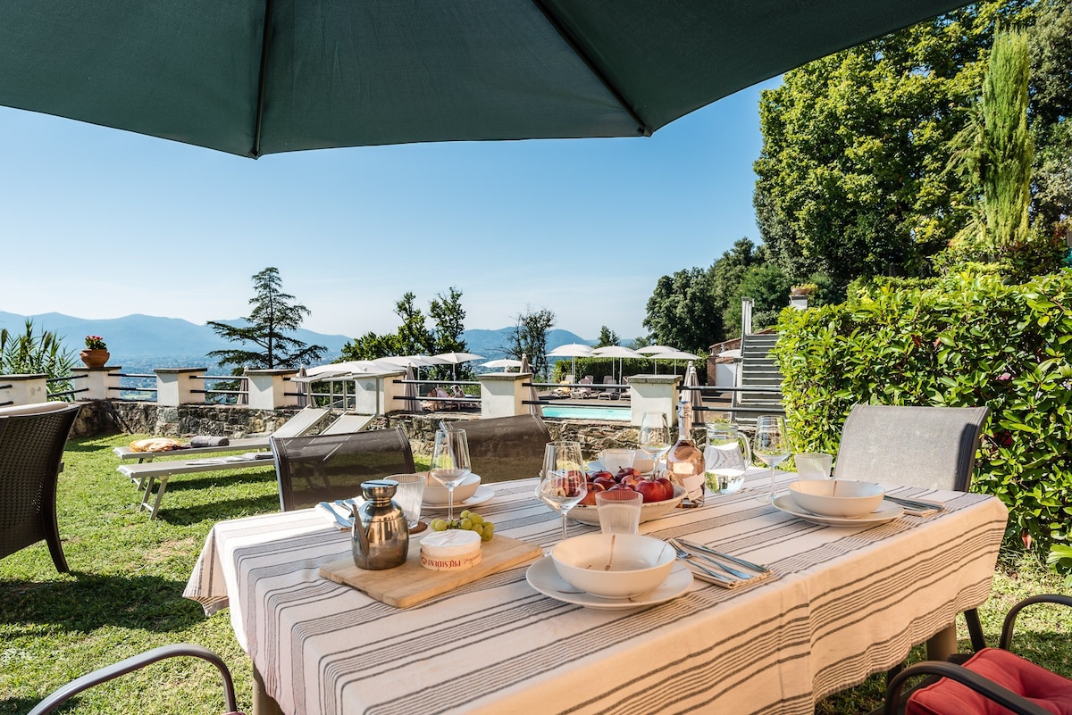 Dimora Belvedere Jacuzzi and View