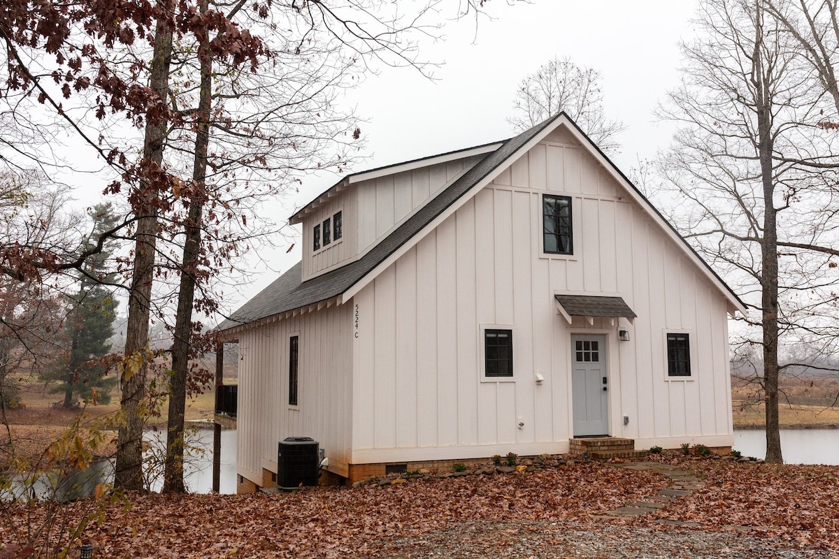 Cozy Cabin on Grace Lake