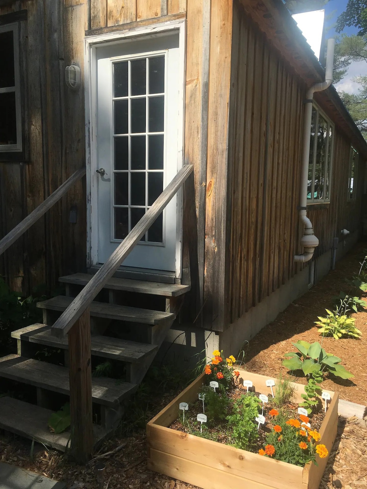 Sandy River Valley Farm House