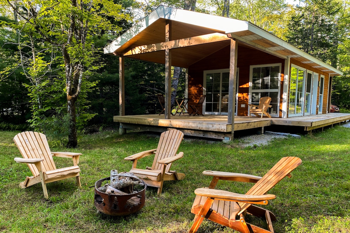 The Moose Cabin - Heimeliges Haus im Wald nahe See