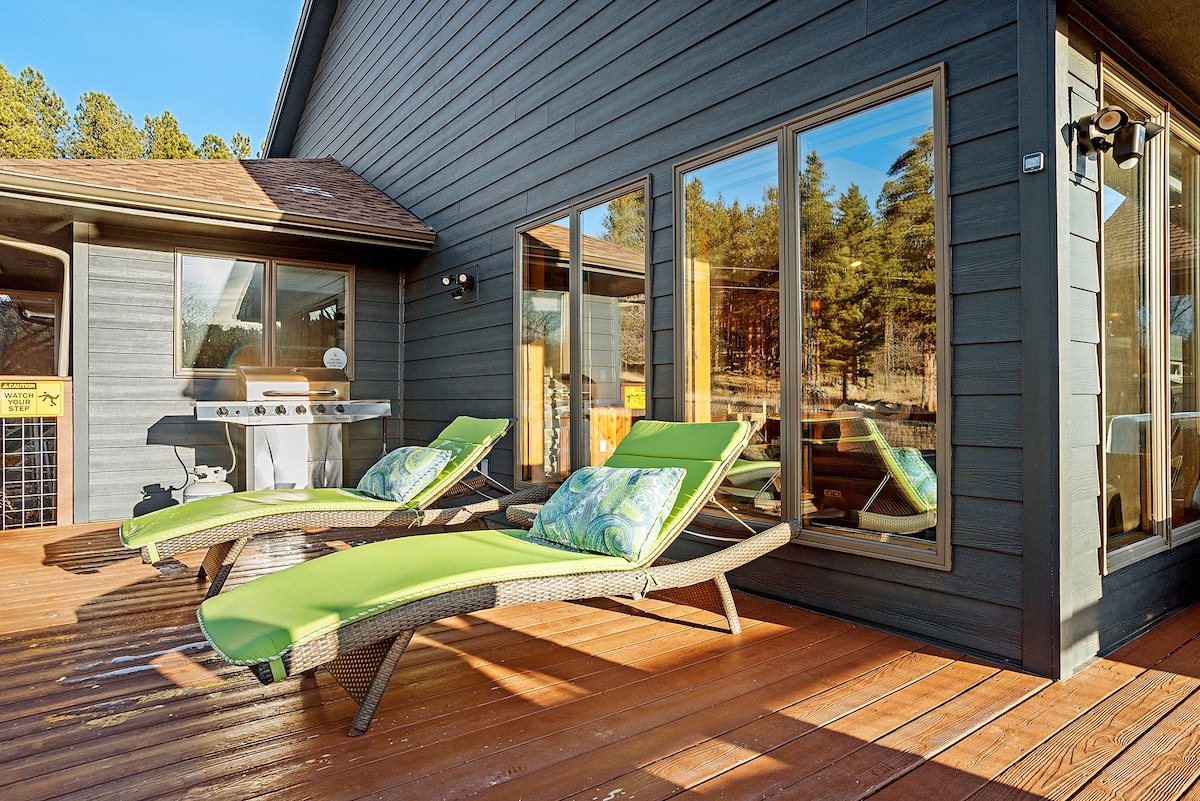 Lodge at Mount Rushmore