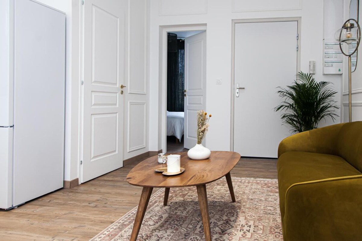 Le Contemporain 40 - Chic et élégant appartement