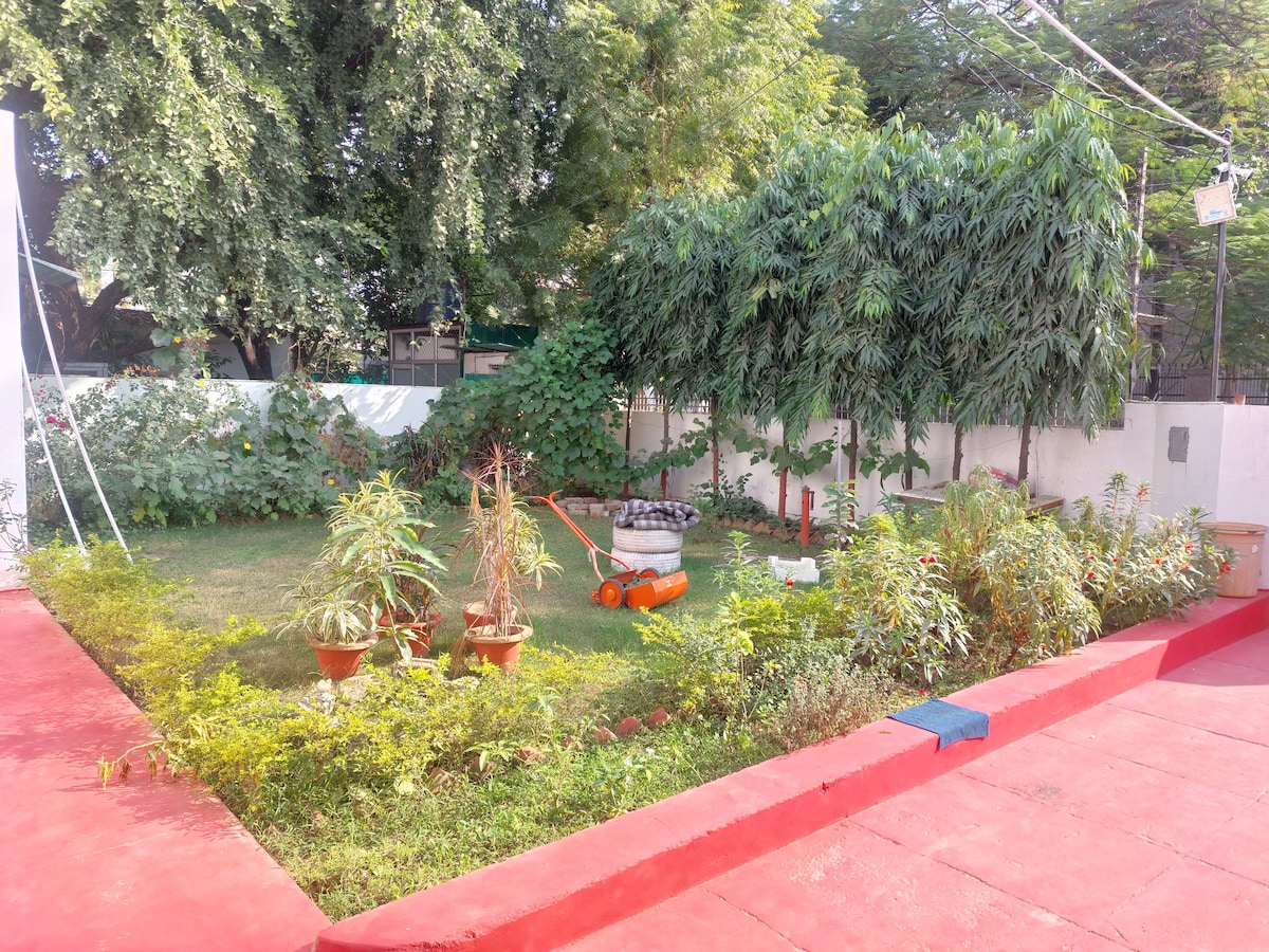 Lakshika Palace Whole Bungalow