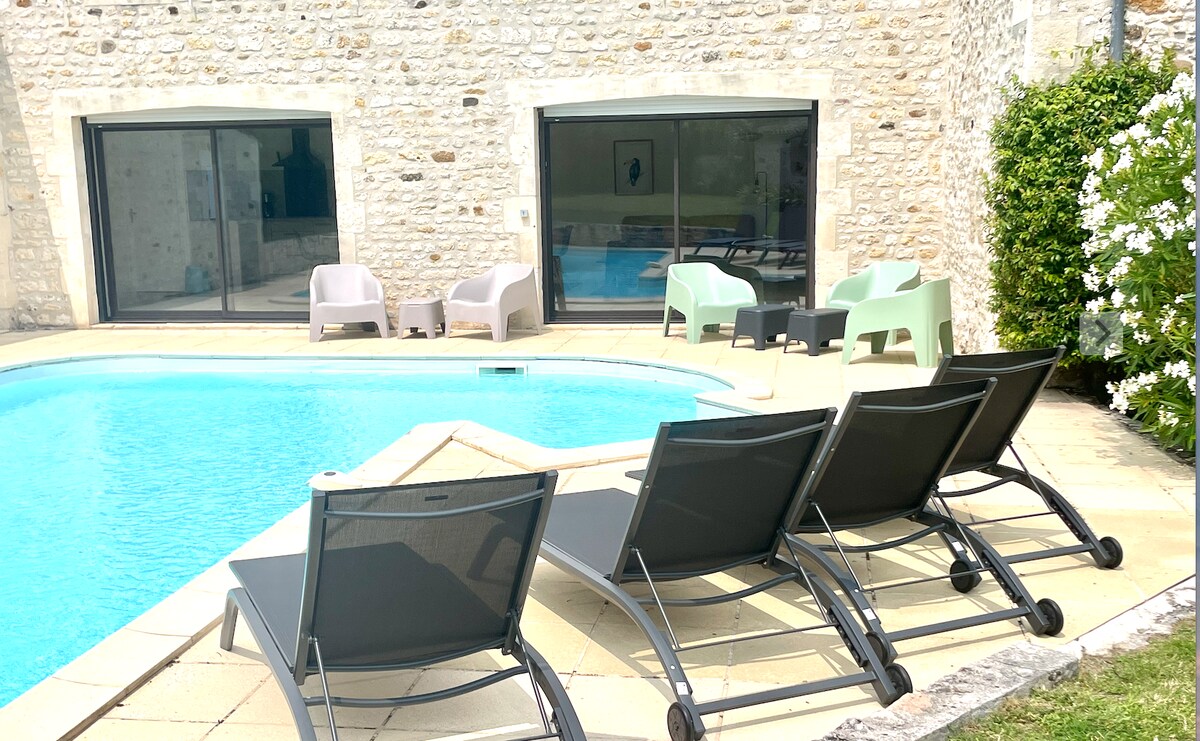 Maison, Piscine, jardin, 3 ch, plancha, parking,5*