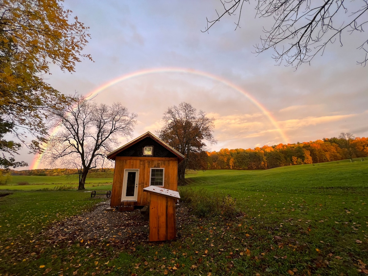 Corn Crib at Graceful Acres Farmstay