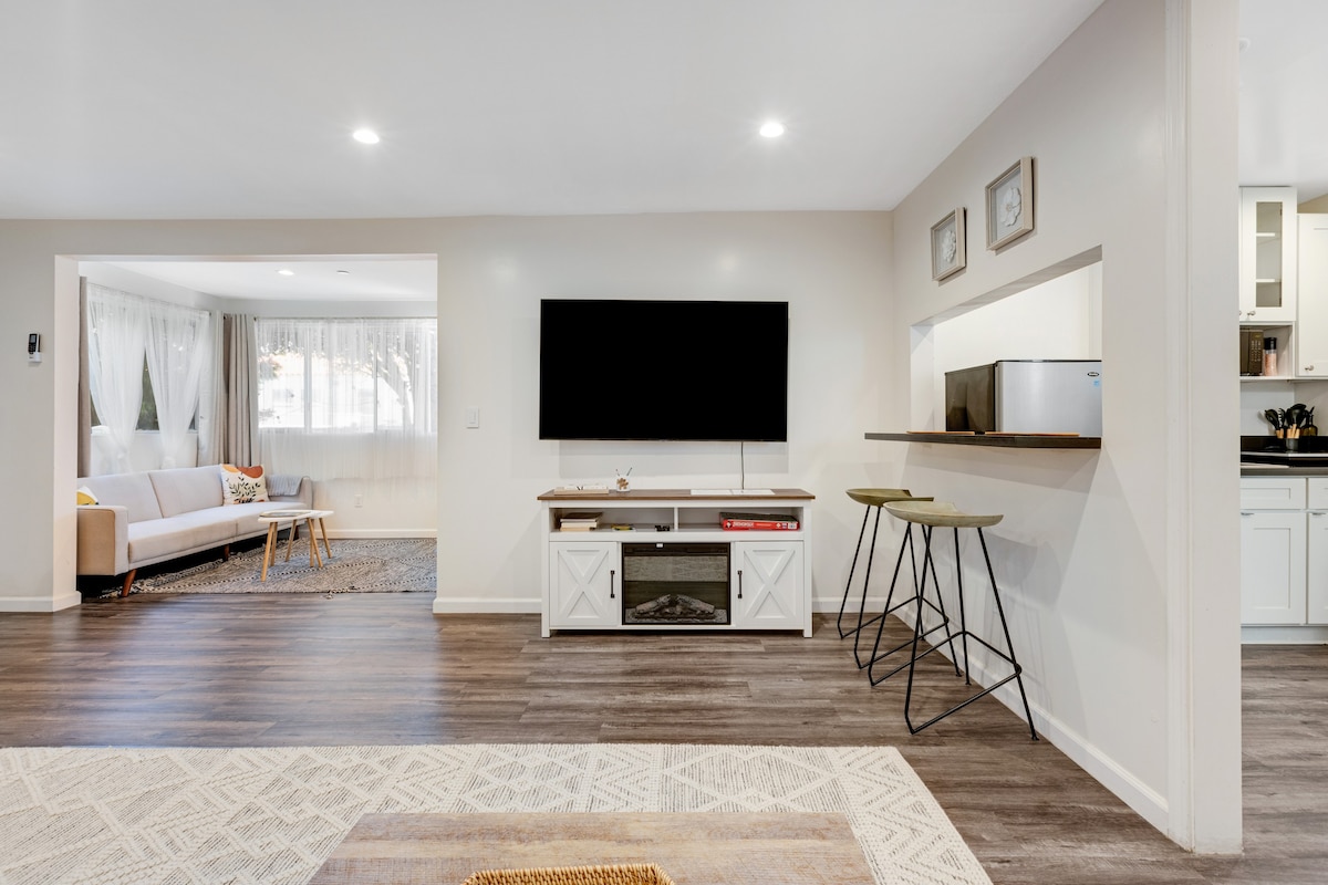 Chic 1BR Steps from Abbot Kinney