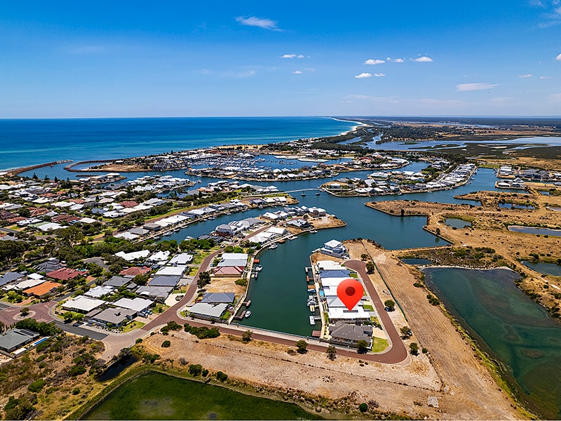 A Waterside Paradise - Geographe's Hidden Oasis