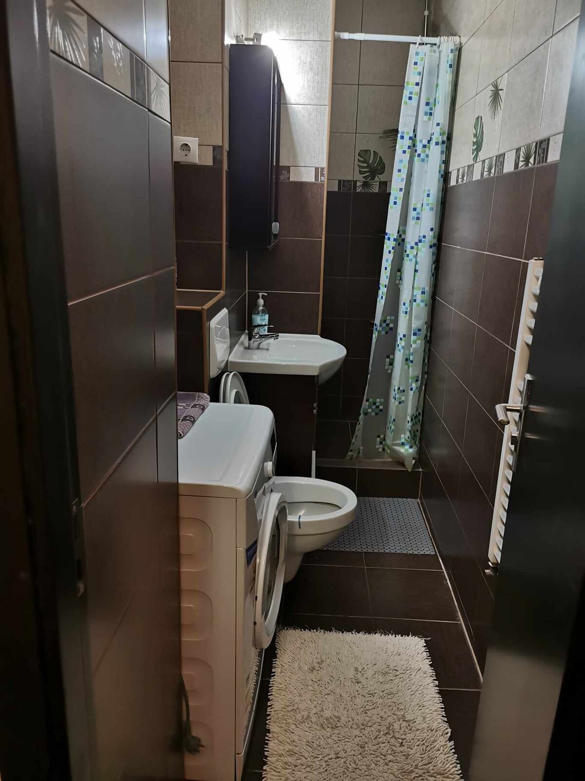 Kiadó  2 db földszinti apartman