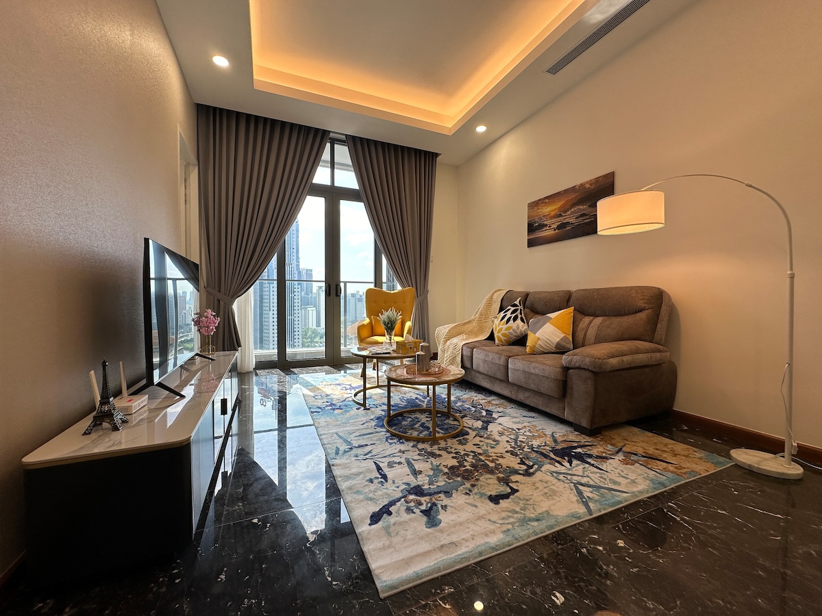 KLCC Retreat #2Bedroom with Sky Pool, #4pax